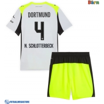 Fotballdrakt Barn Borussia Dortmund Nico Schlotterbeck #4 Bortedraktsett 2025-26 Kortermet (+ Korte bukser)